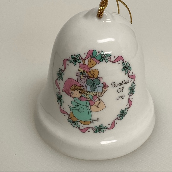 🔥 SALE 3/$20 The ENESCO PRECIOUS MOMENTS Ornament Bundles of Joy Bell Porcelain - Picture 1 of 6
